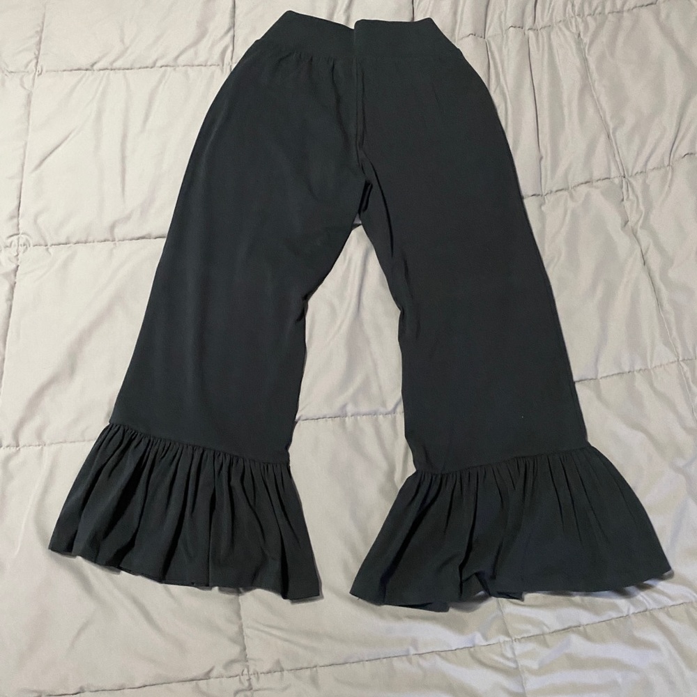 Matilda Jane Size S - Black “Big Ruffle” pants EUC - Picture 3 of 5